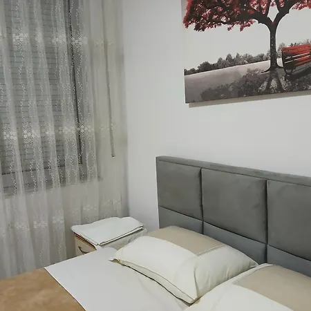 Astir Apartament *