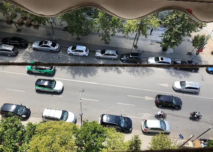 Astir شقة تيرانا